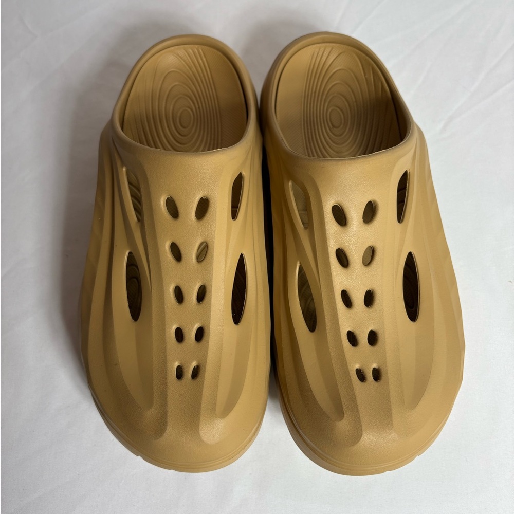Hoka Ora Recovery Mule in Wheat Unisex Womens 11/ Men’s 9 NWOT - Picture 4 of 6